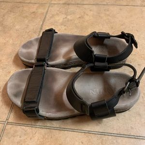 Lanvin sandals size 9